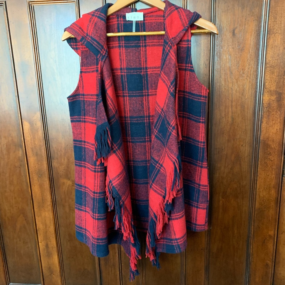 ETWO hooded sweater vest